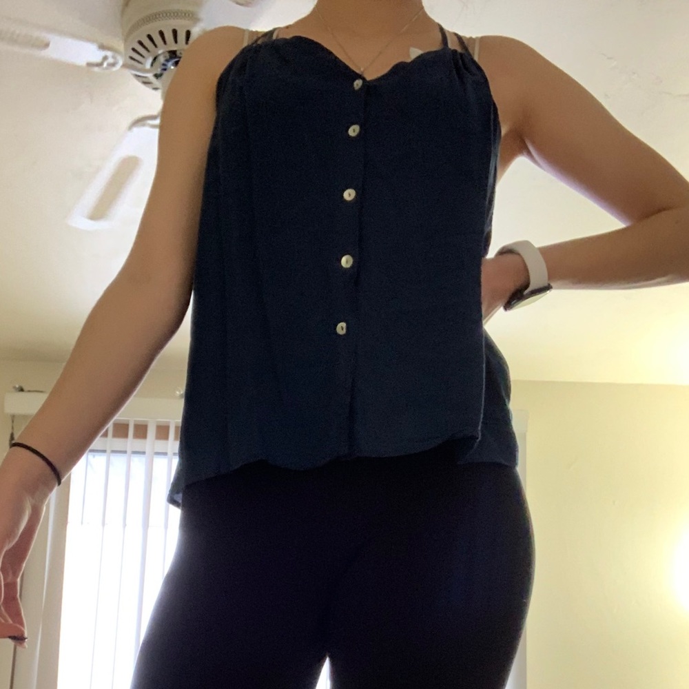 Tank - Picture 3 of 3